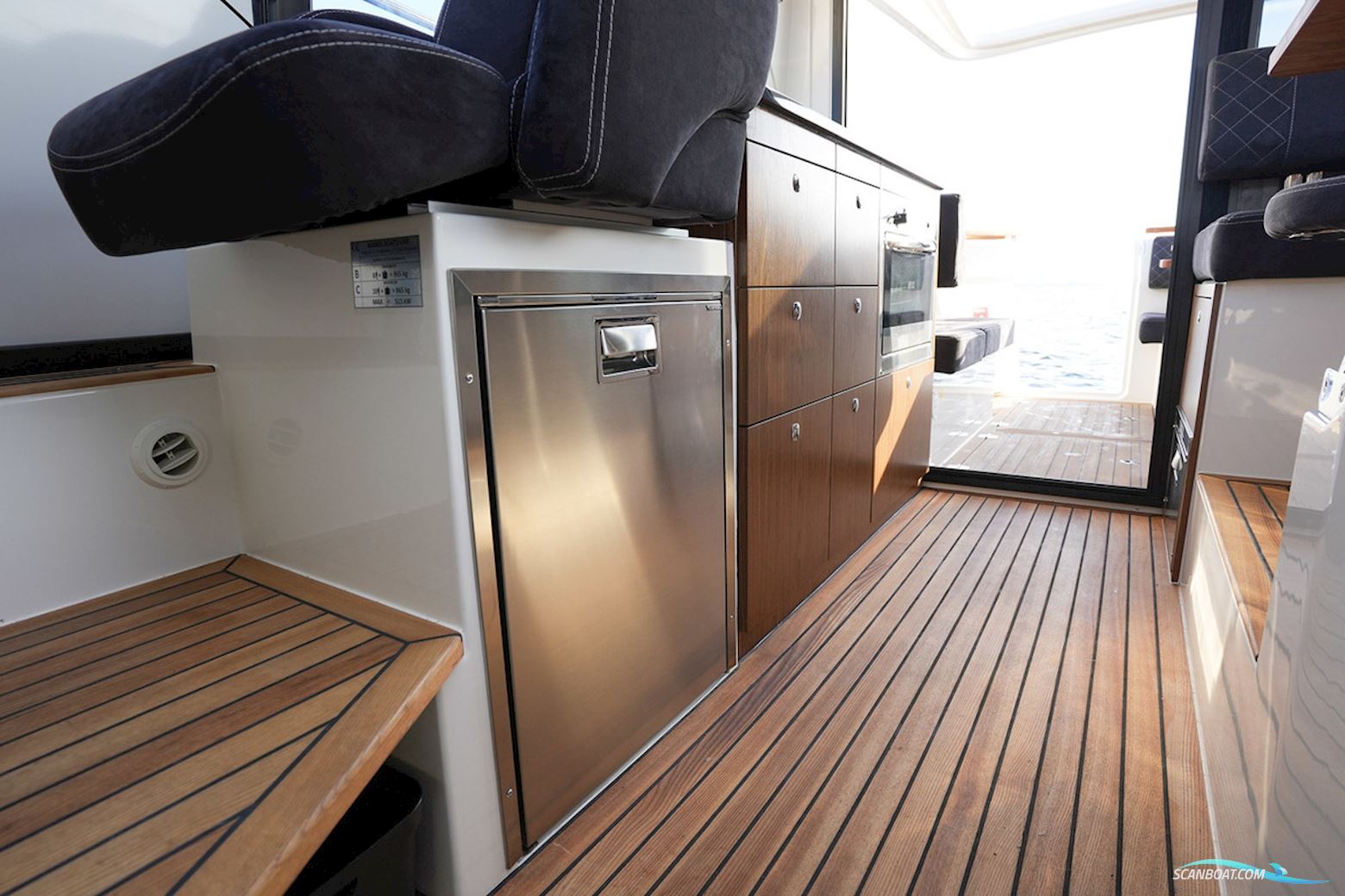 Marex 330 Scandinavia (2024)