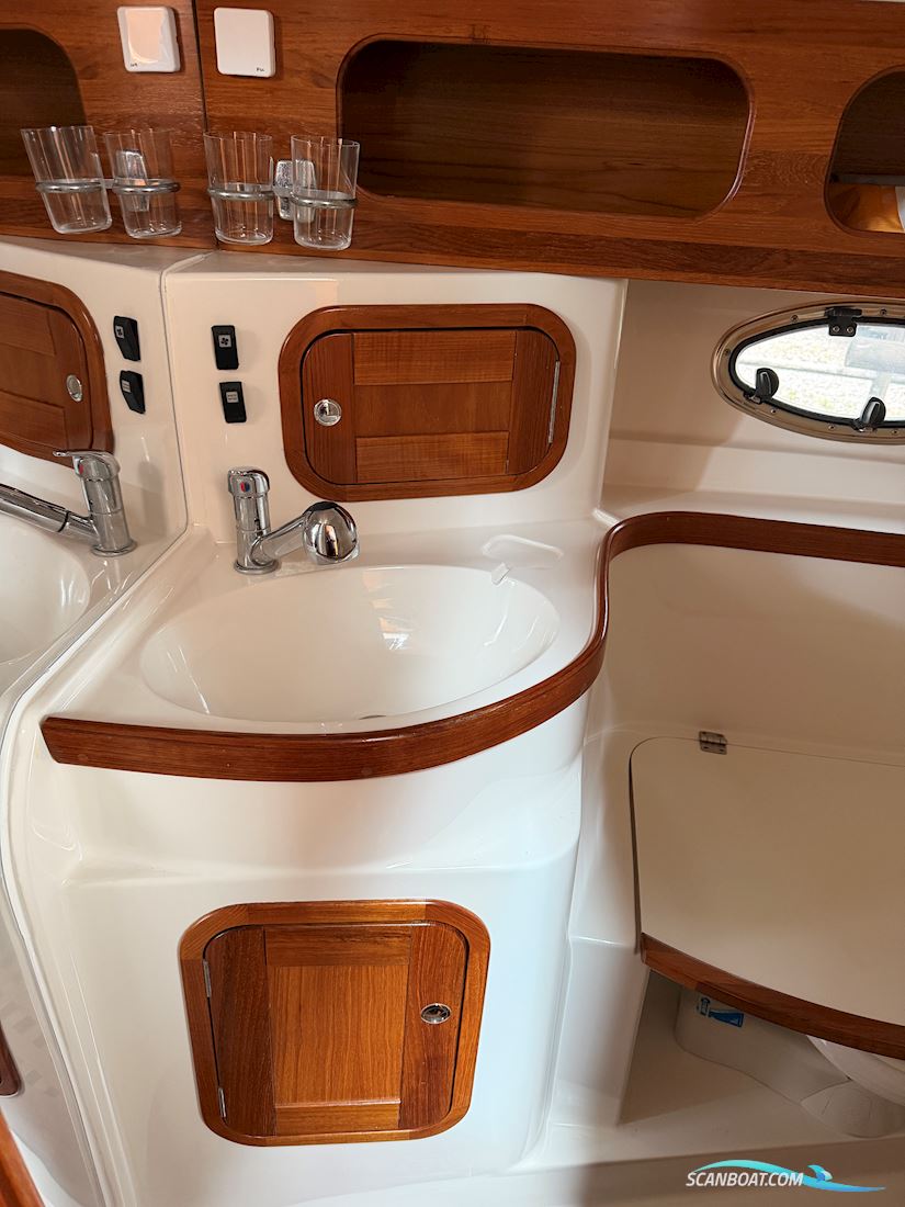 Marex 350 Cabriolet Cruiser