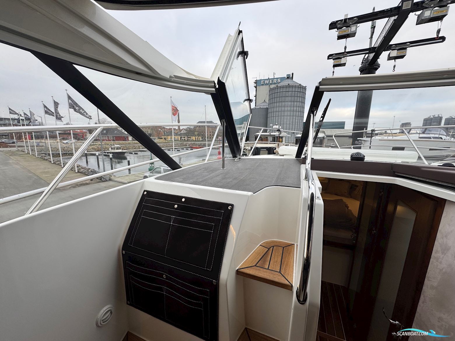 Marex 360 Cabriolet Cruiser 2023