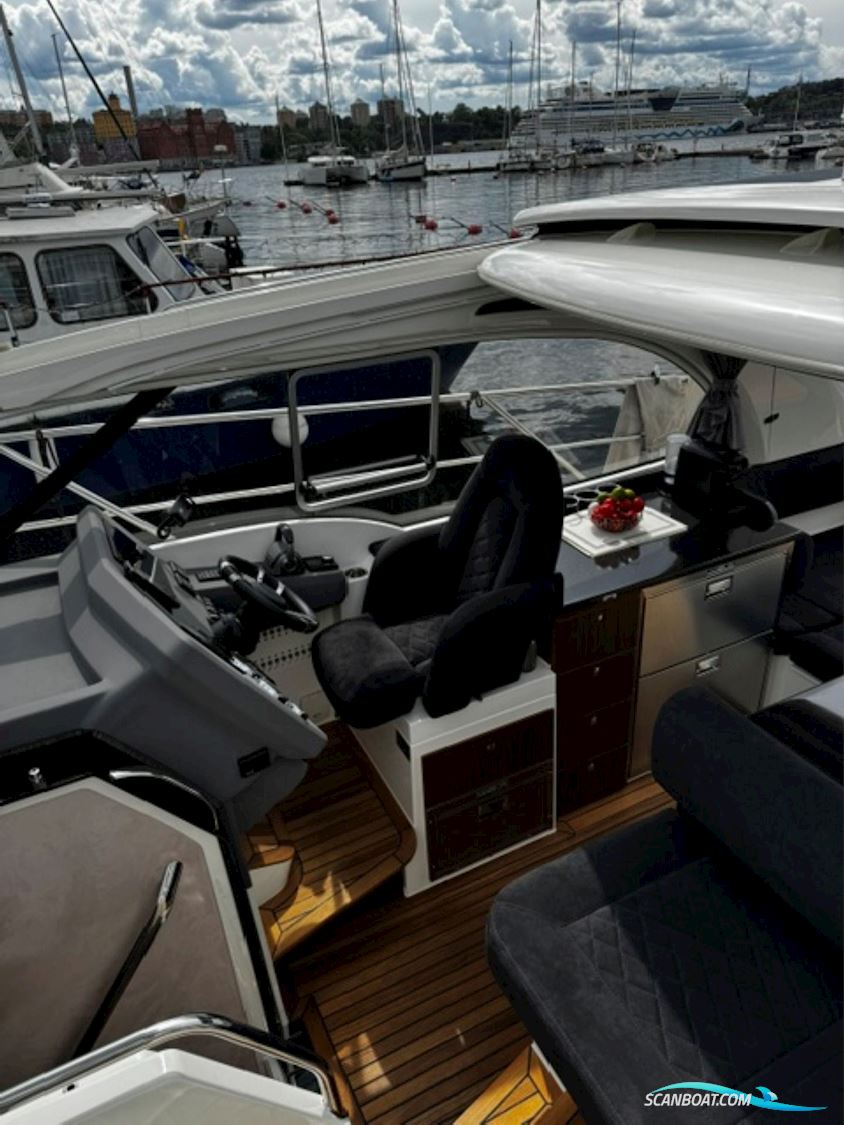 Marex 360 Cabriolet Cruiser