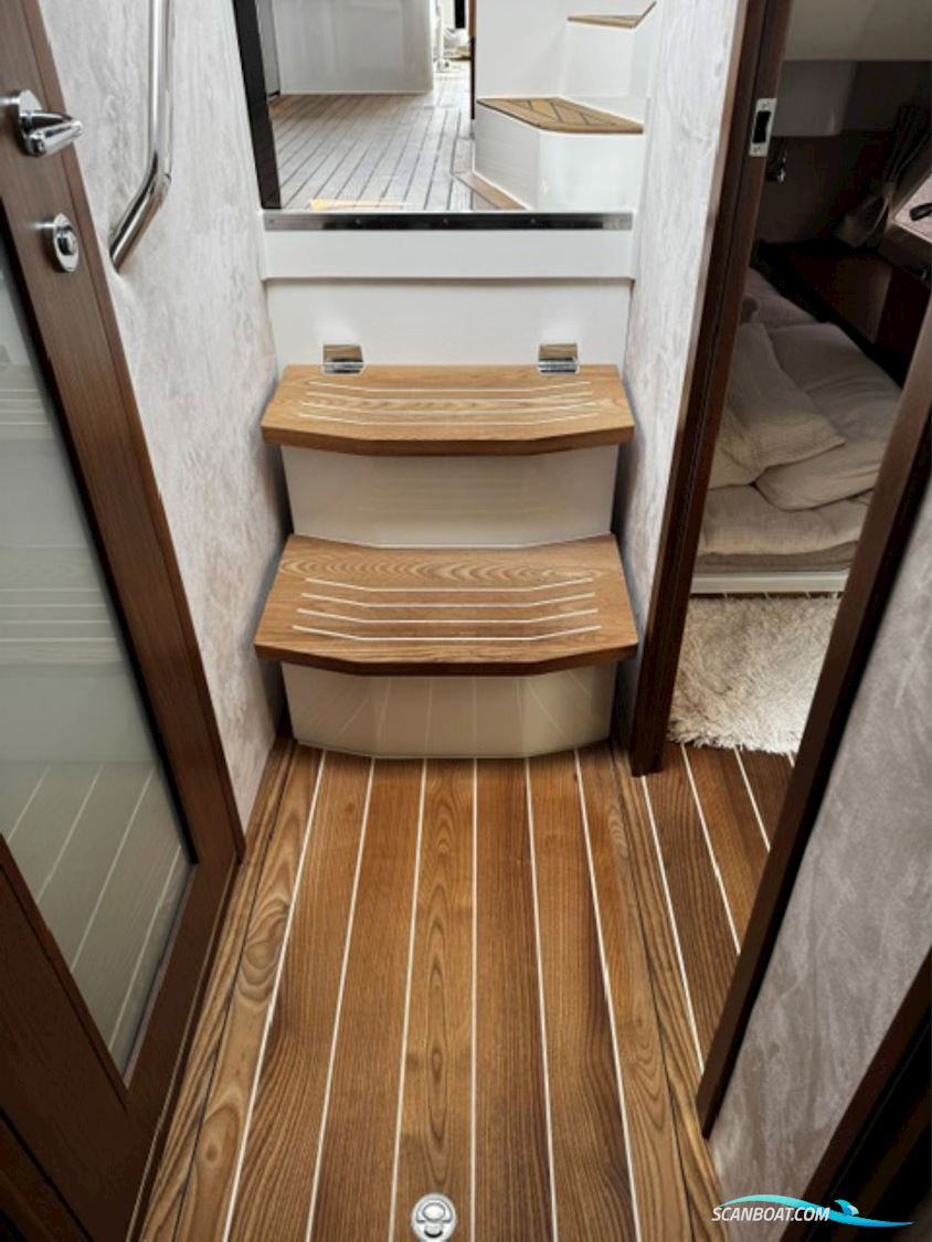 Marex 360 Cabriolet Cruiser