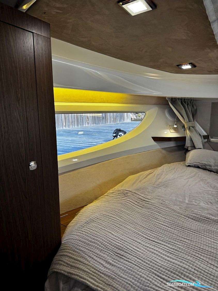 Marex 360 Cabriolet Cruiser