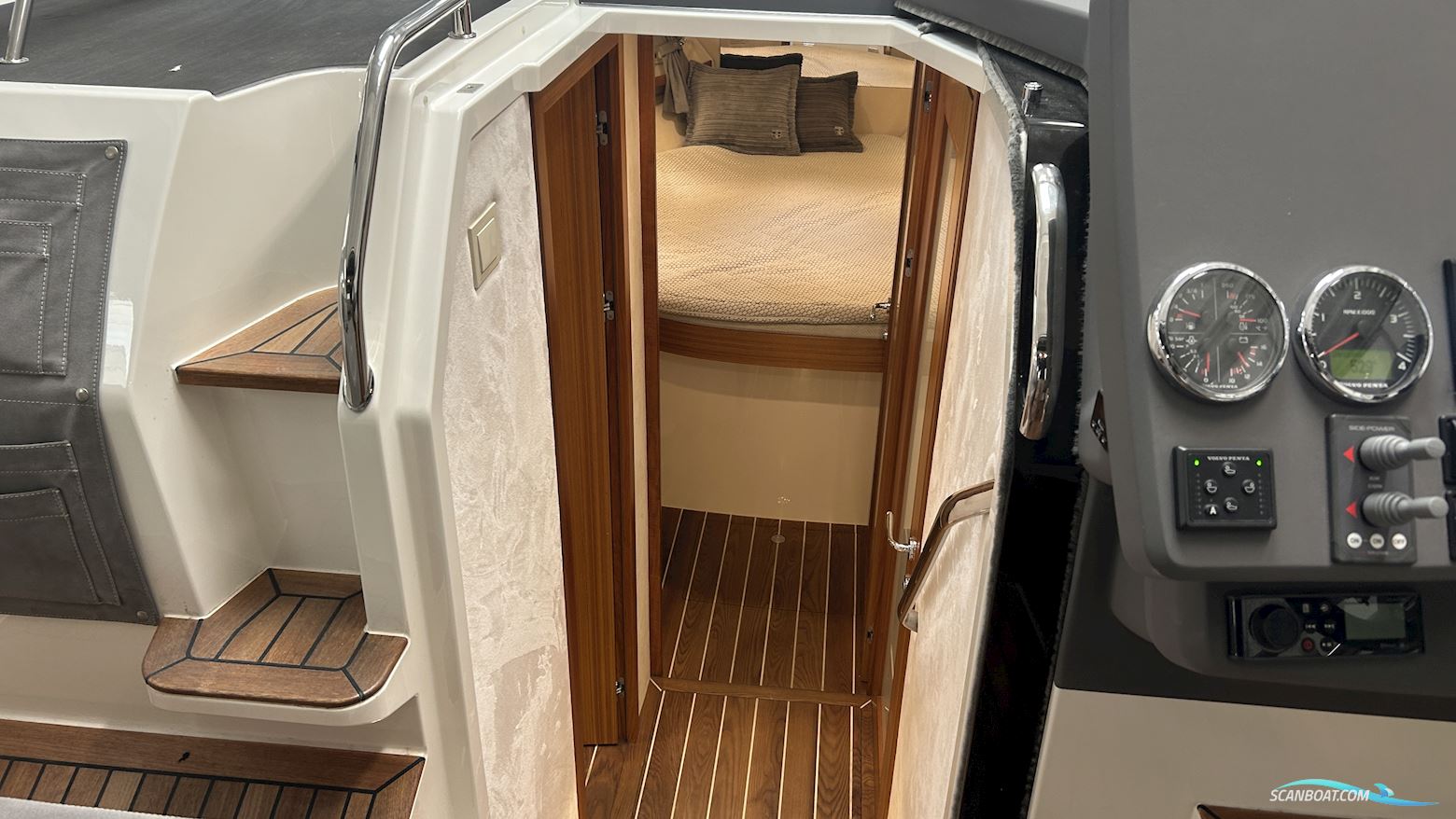 Marex 360 Cabriolet Cruiser