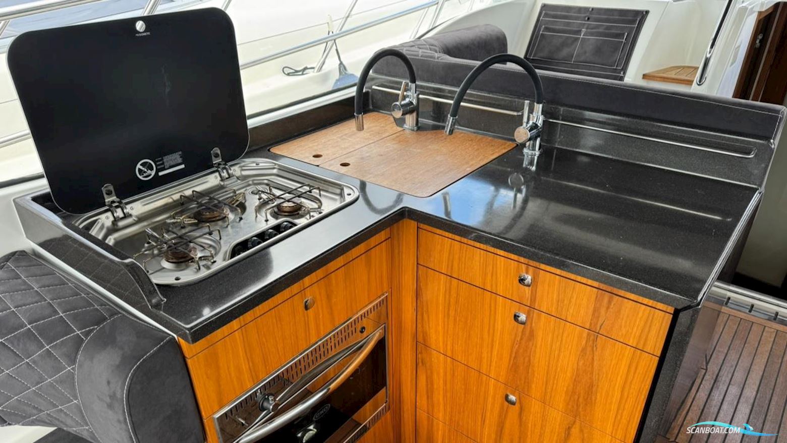 Marex 360 CC