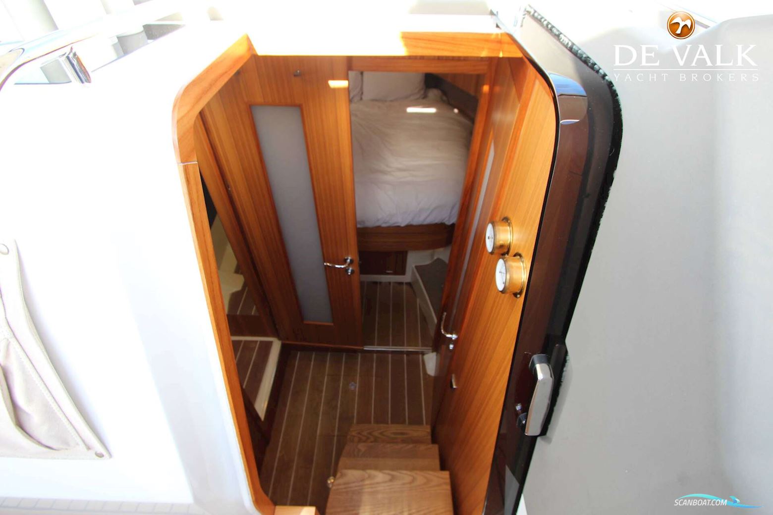 Marex 370 Aft Cabin Cruiser