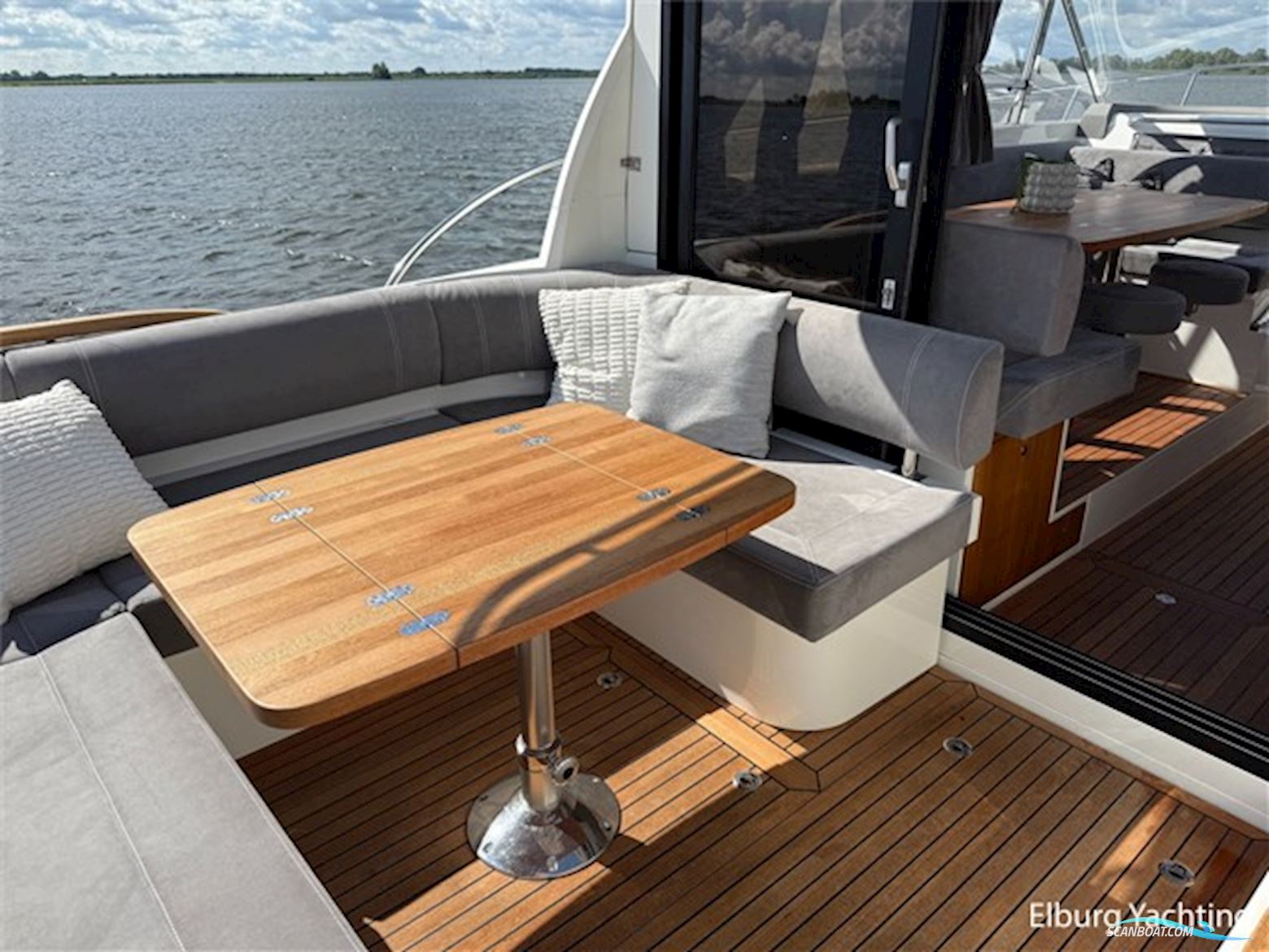 Marex 375