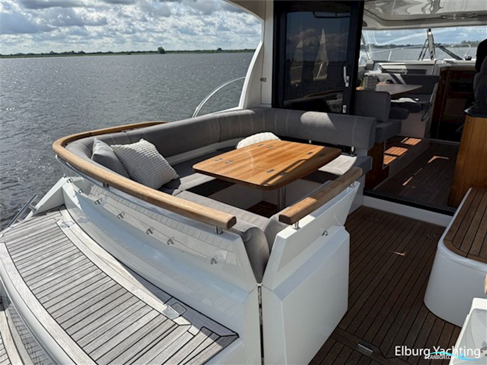 Marex 375