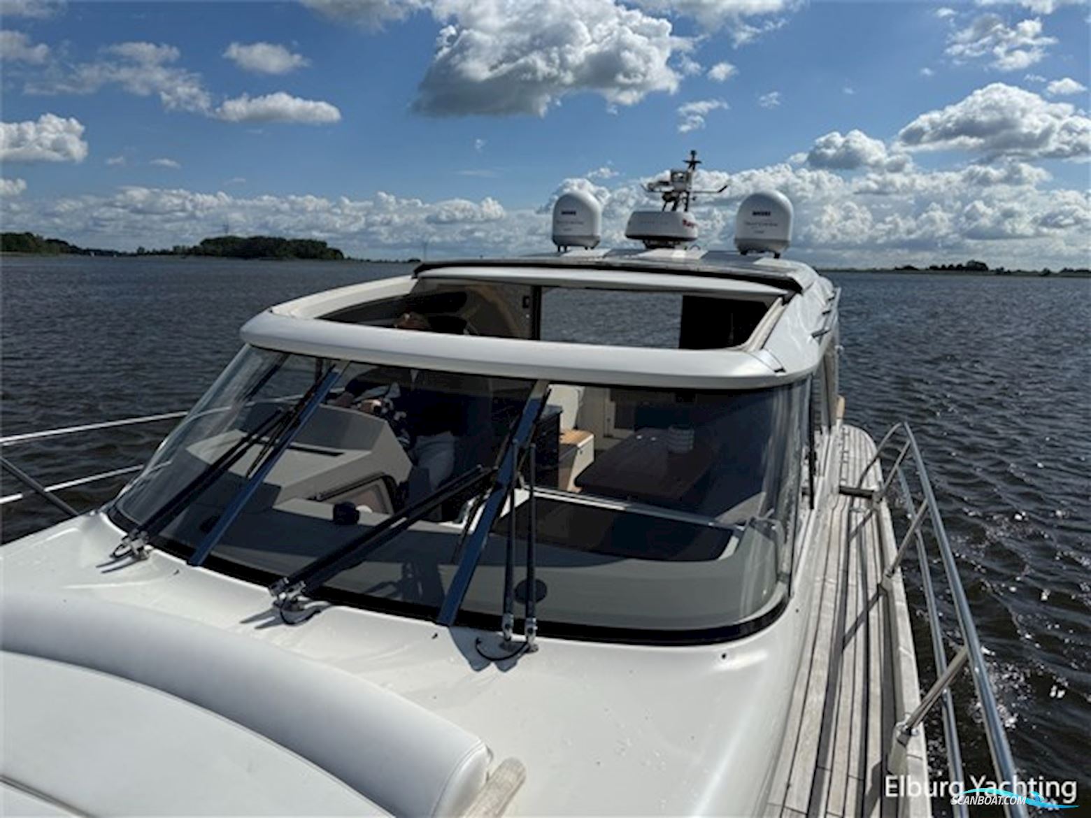 Marex 375