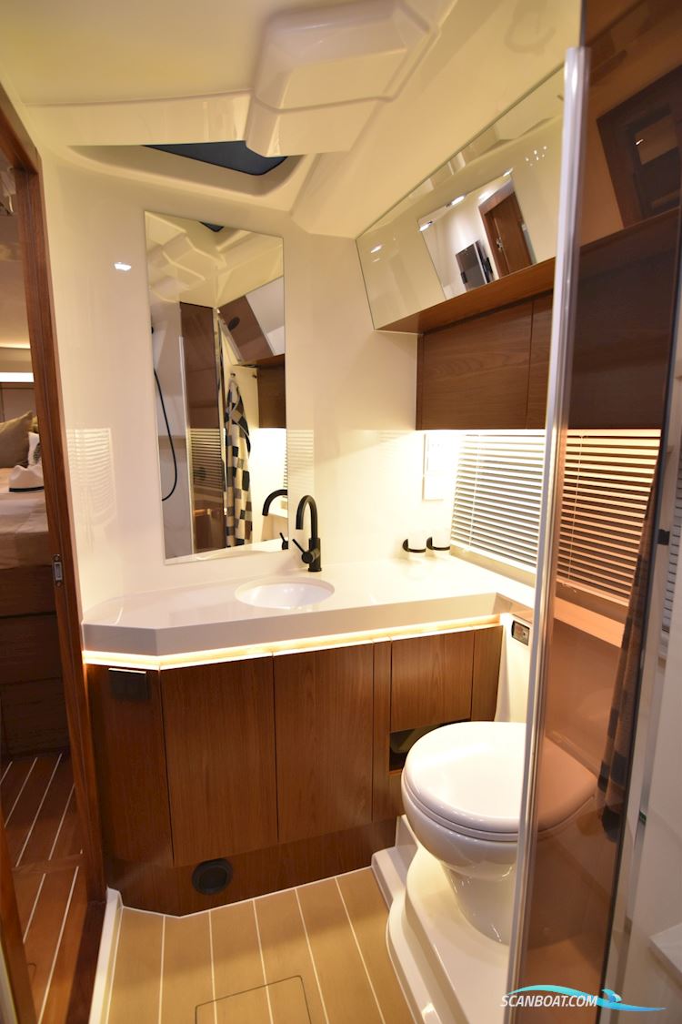 Marex 440 Gourmet Cruiser