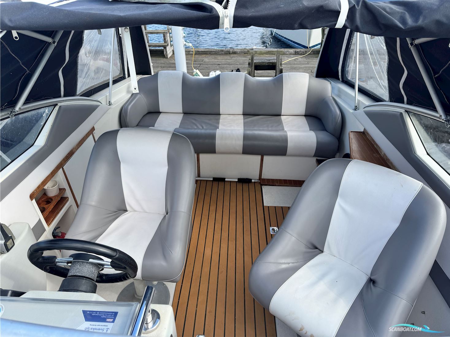 Marex 7100 Sport Cruiser