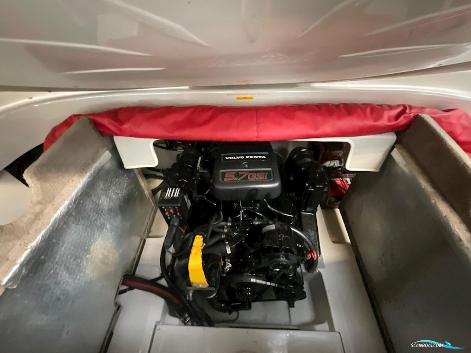 Mariah 250 Cuddy