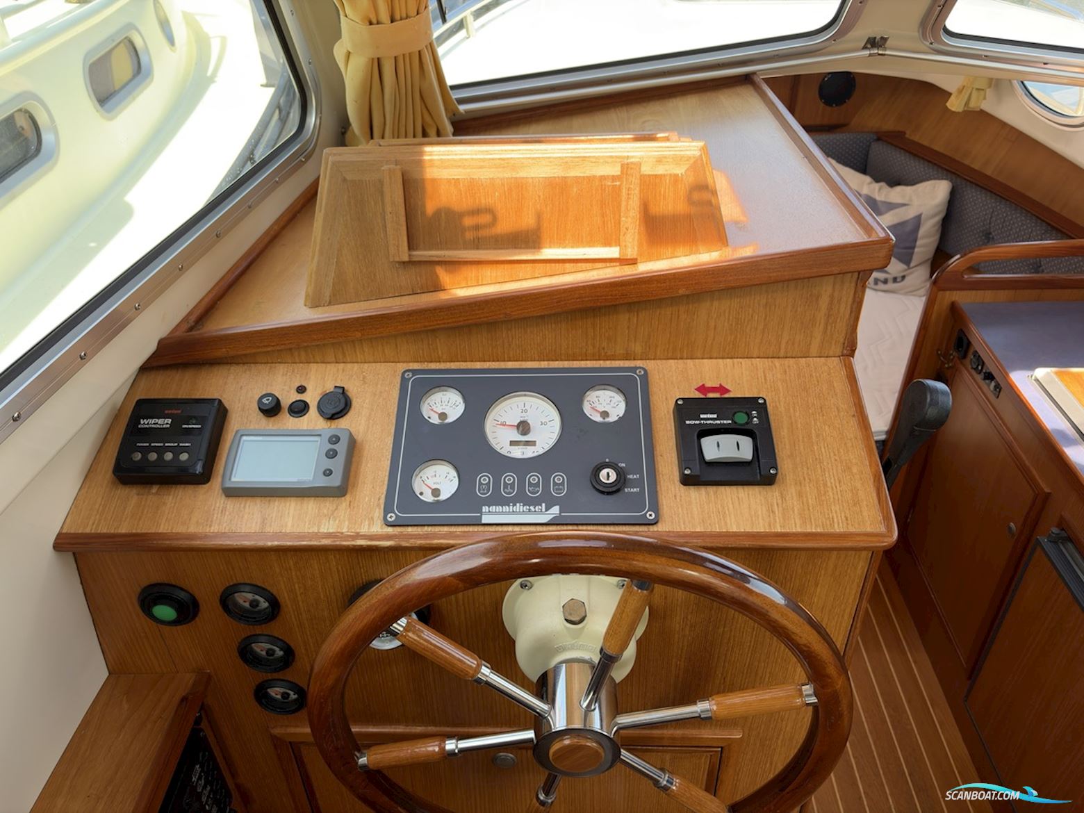 Maril  900 Classic