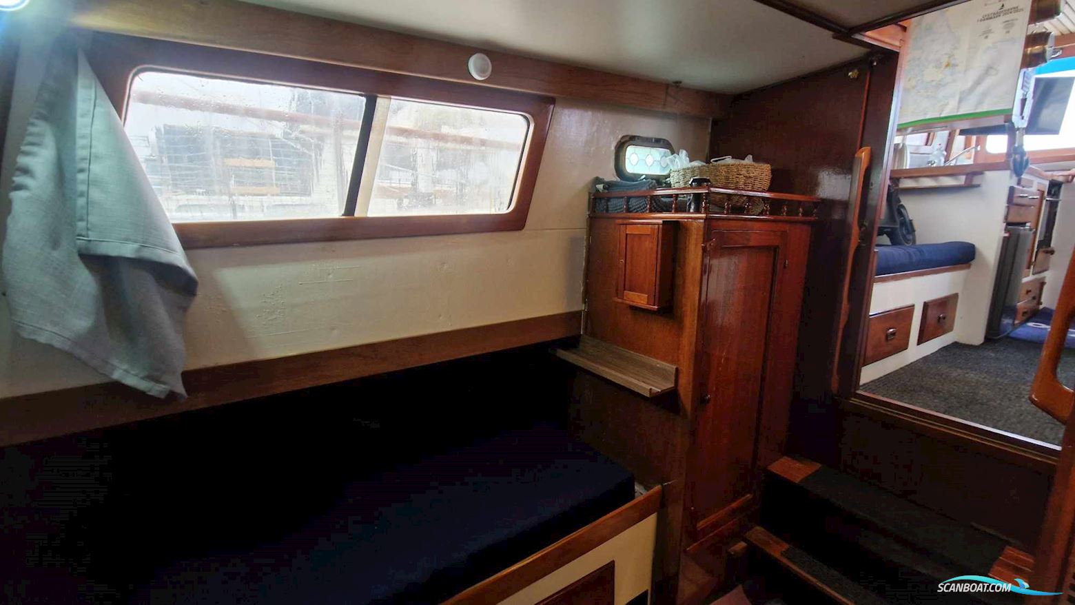 Marine Trader 34 Double Cabin