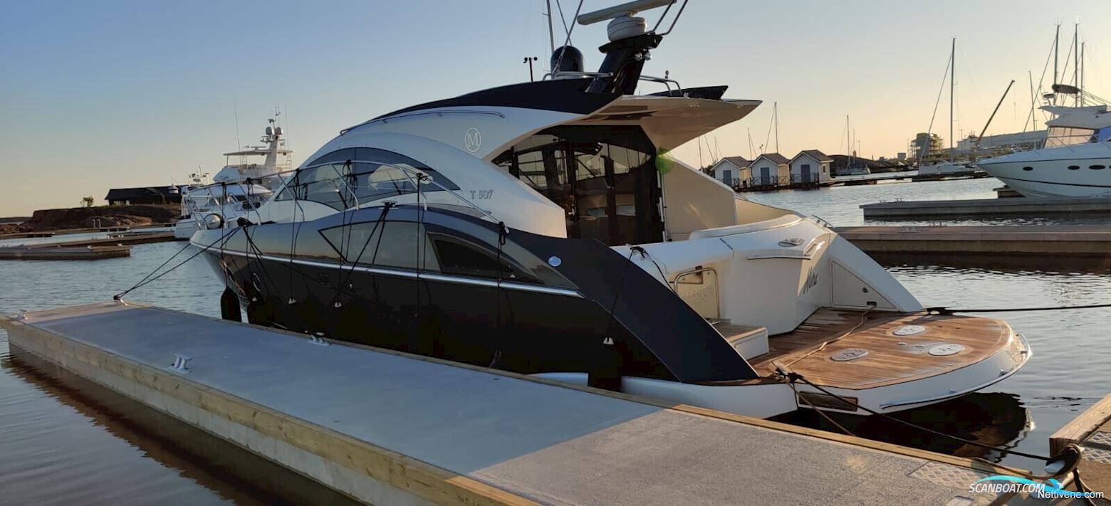 Marquis 420 Sport Coupe