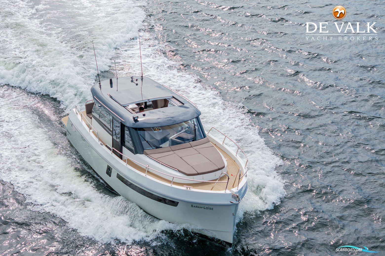 Maxima 37