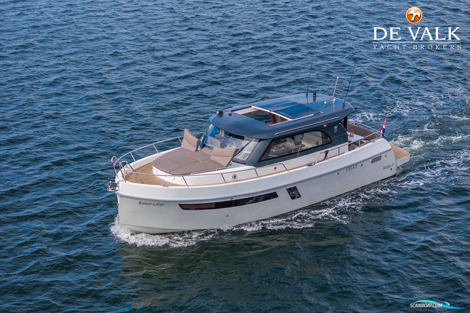 Maxima 37