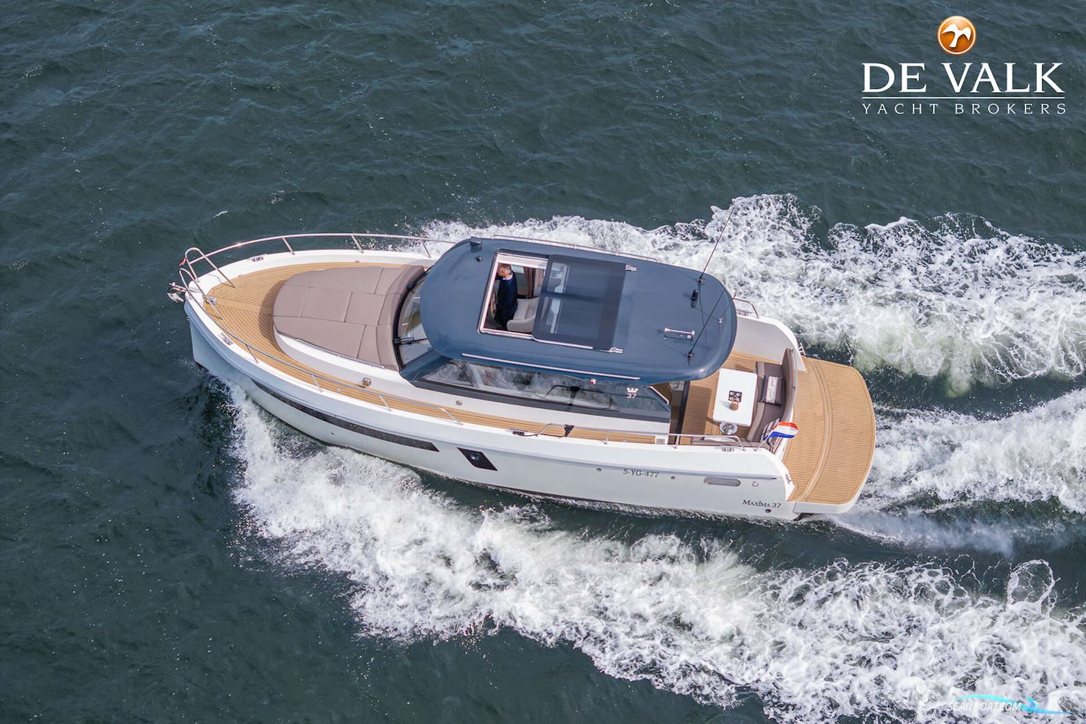 Maxima 37