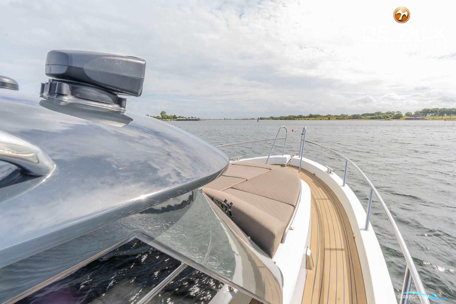 Maxima 37