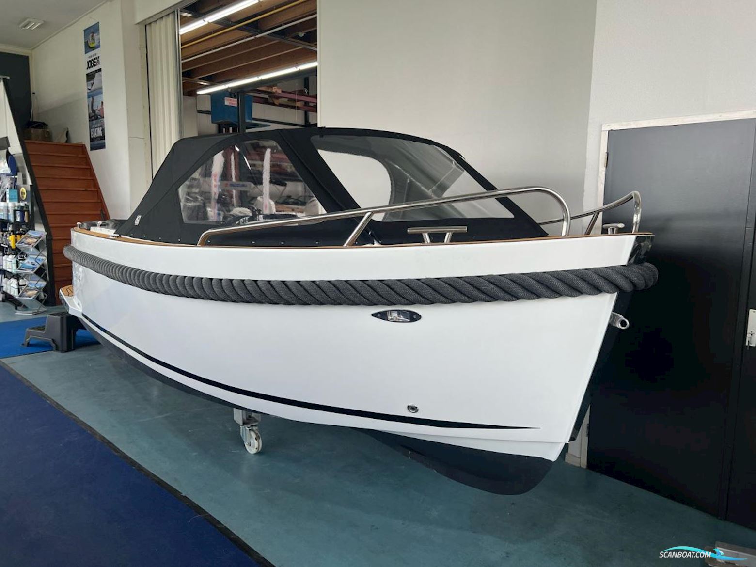 Maxima 620 Retro Tender