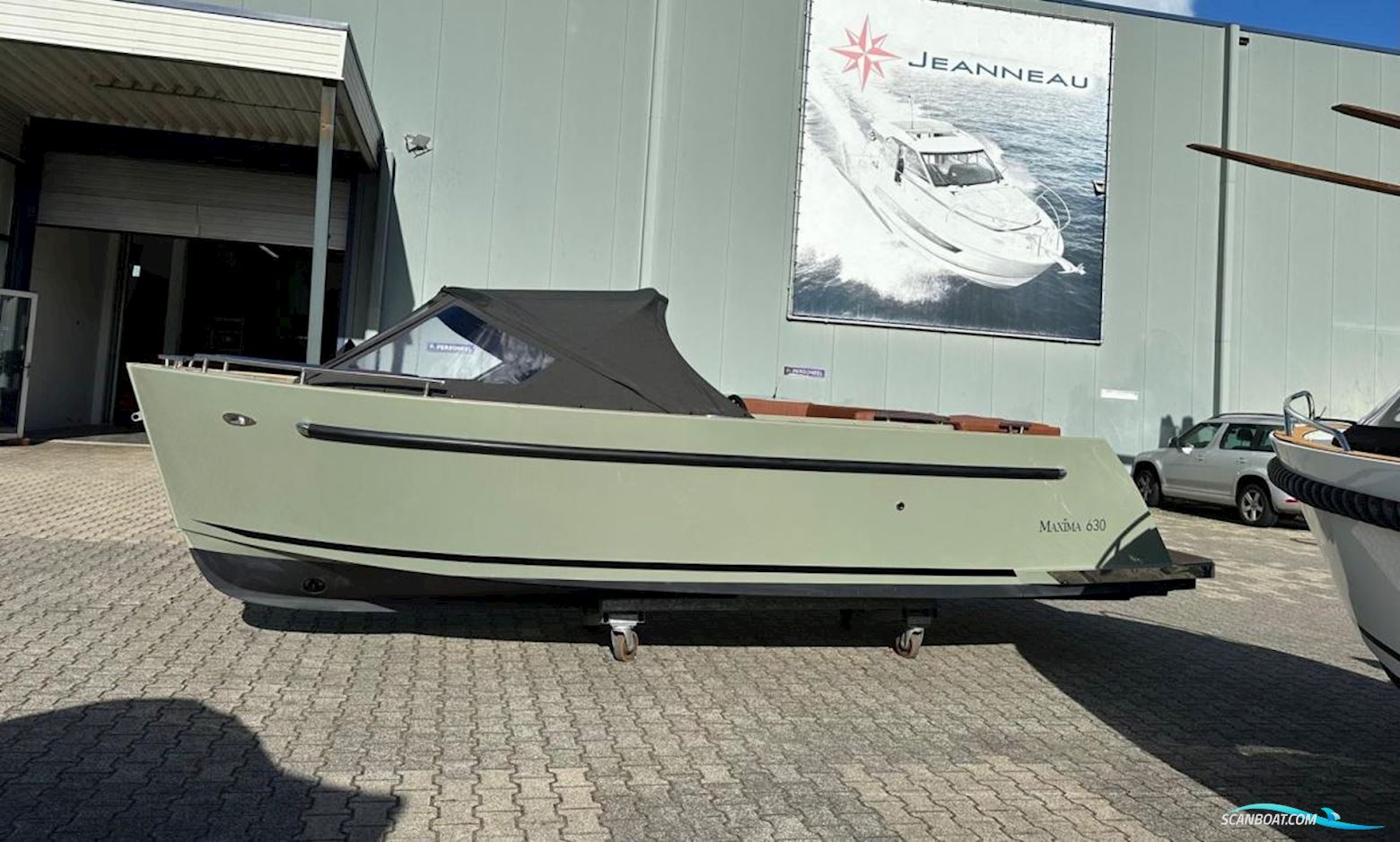 Maxima 630 Tender met boegschroef Motorboat 2025, with Suzuki engine, The Netherlands