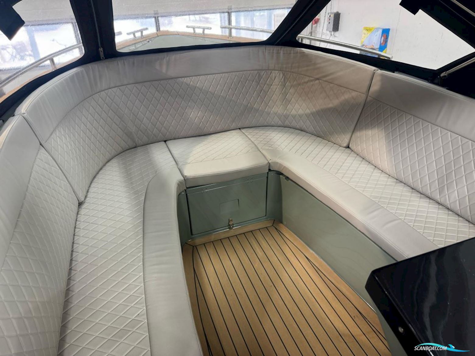 Maxima 630 Tender Met Boegschroef