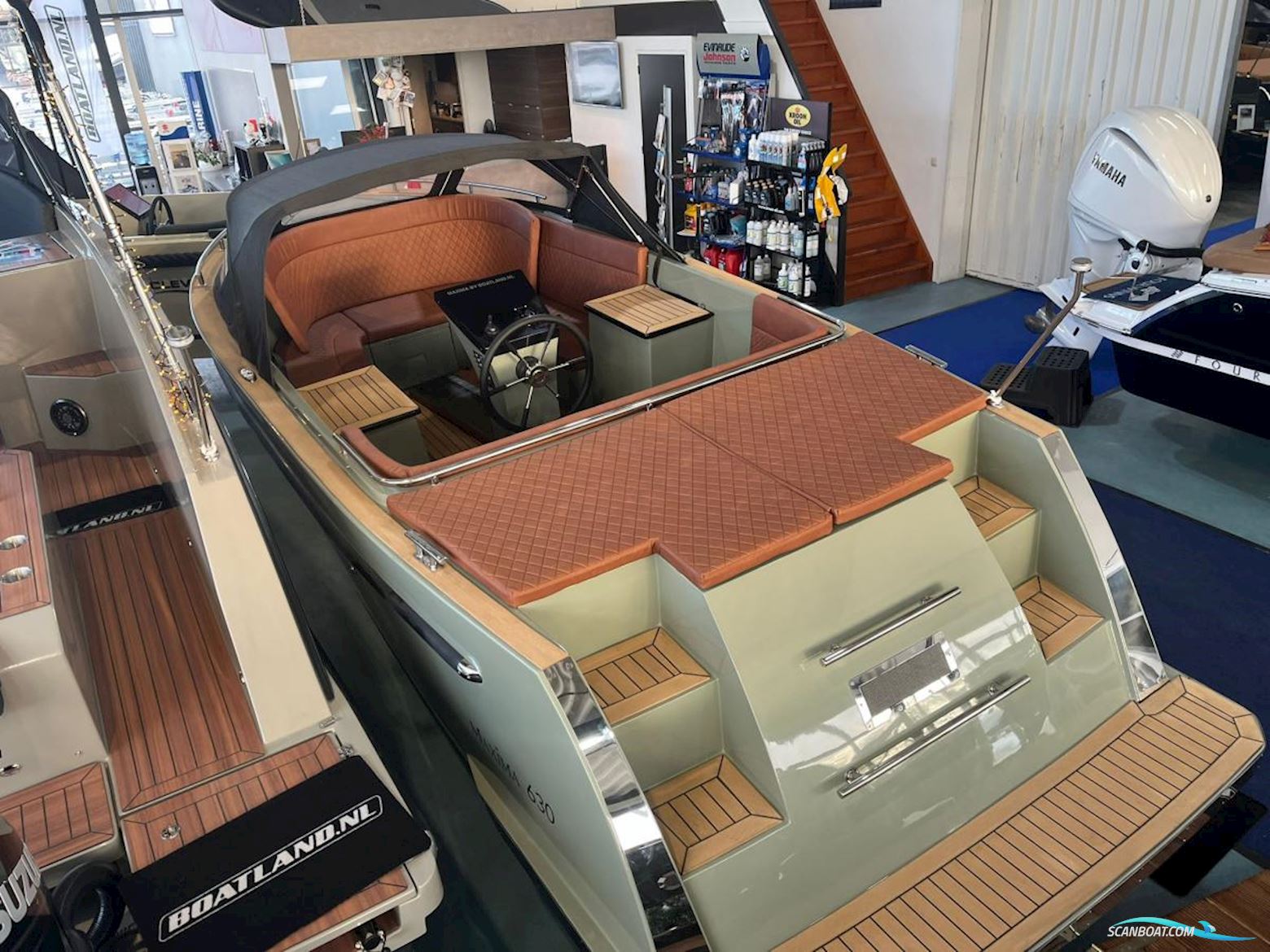 Maxima 630 Tender Met Boegschroef
