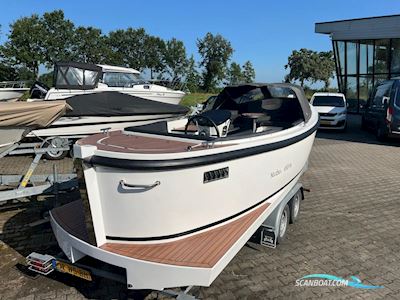 Maxima 650 Flying Lounge Eindejaars Aanbieding! Motorboat 2024, with Suzuki engine, The Netherlands