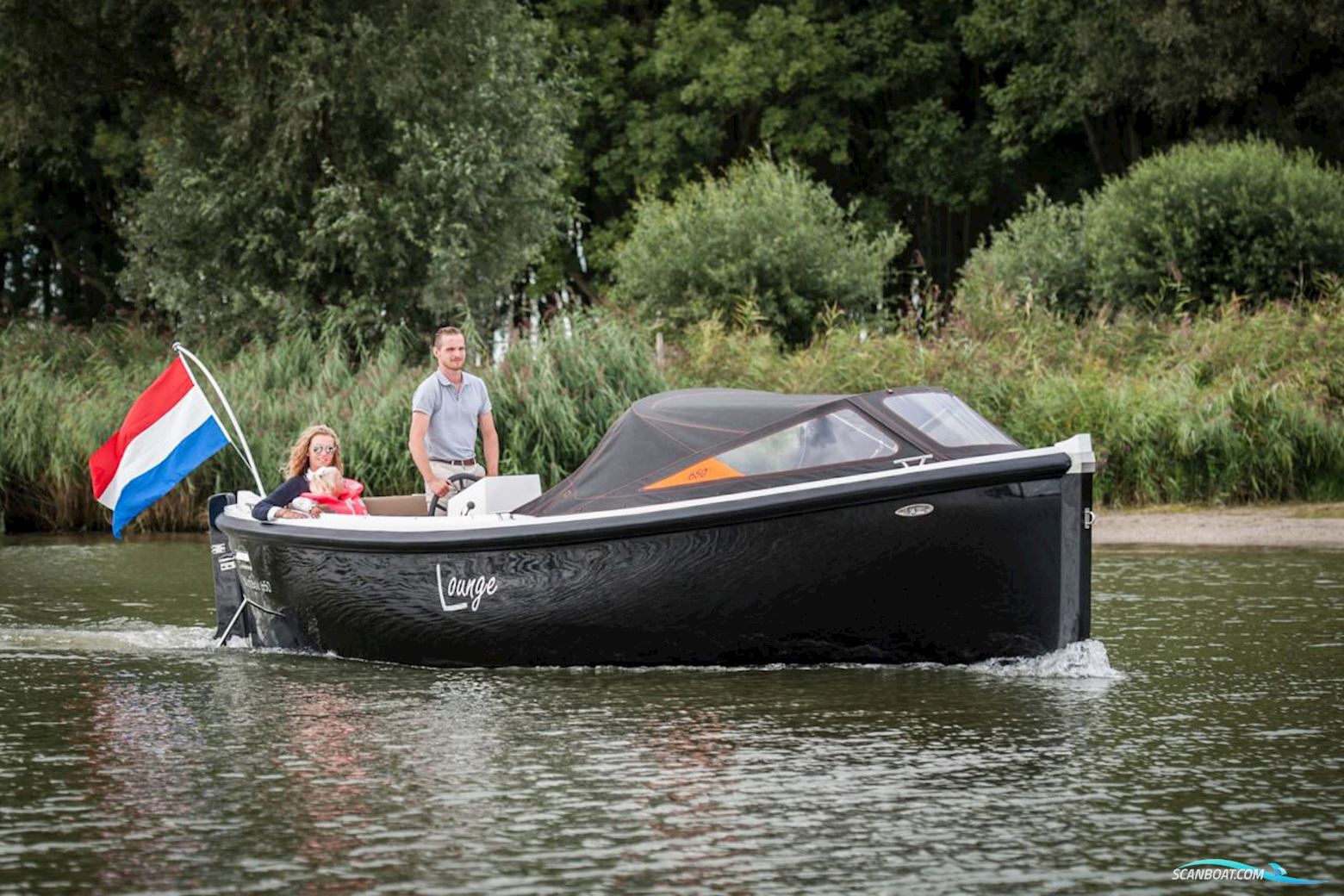 Maxima 650 Lounge
