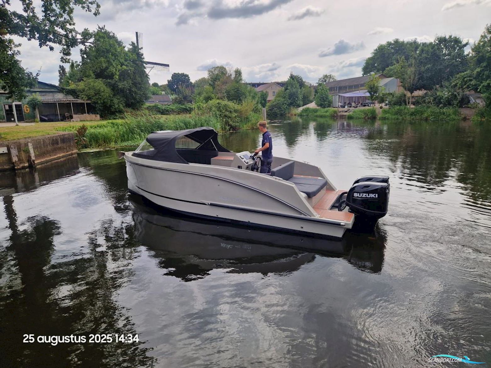 Maxima 680 Sport Lounge