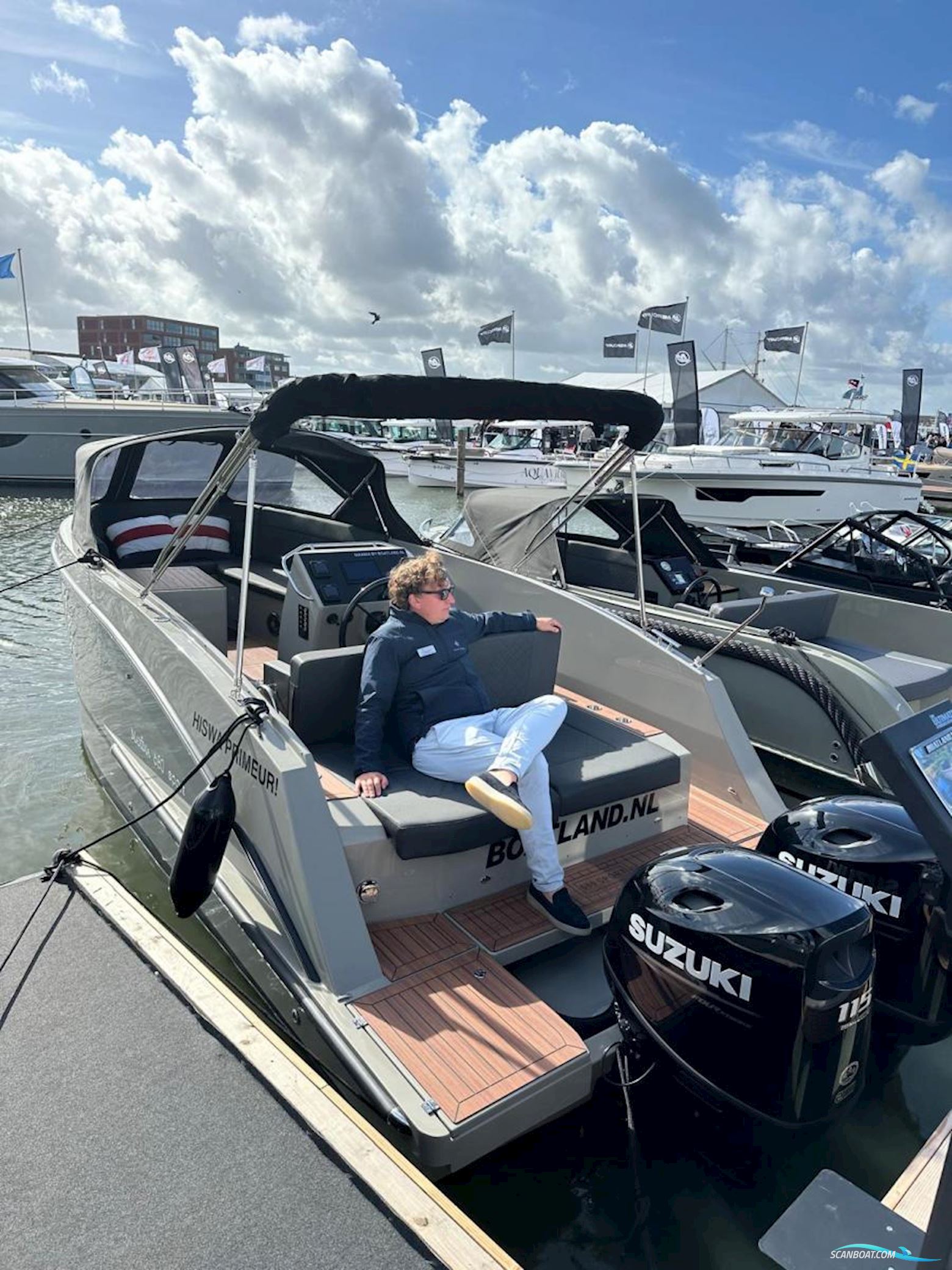 Maxima 680 Sport Lounge