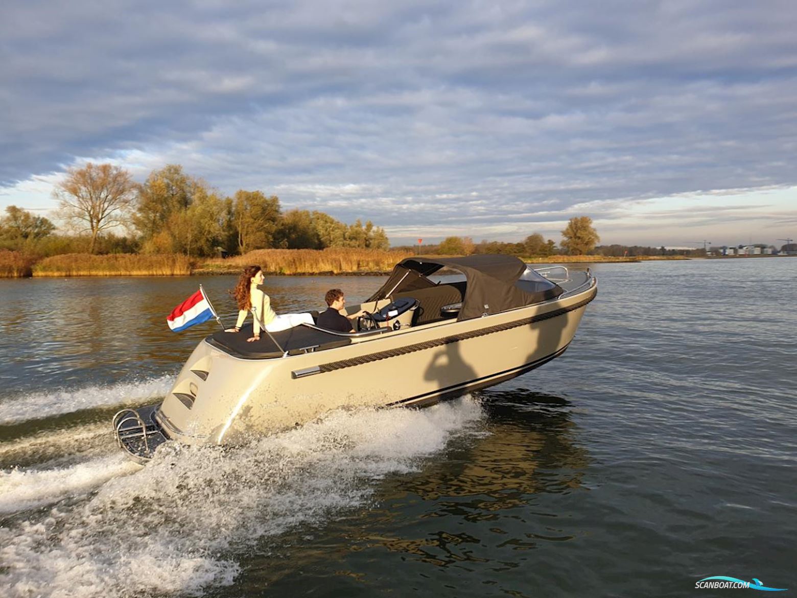Maxima 720 Retro