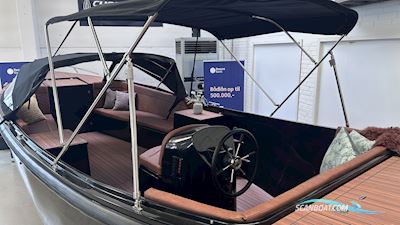 Maxima 750 Flying Lounge Motorboat 2026, Denmark