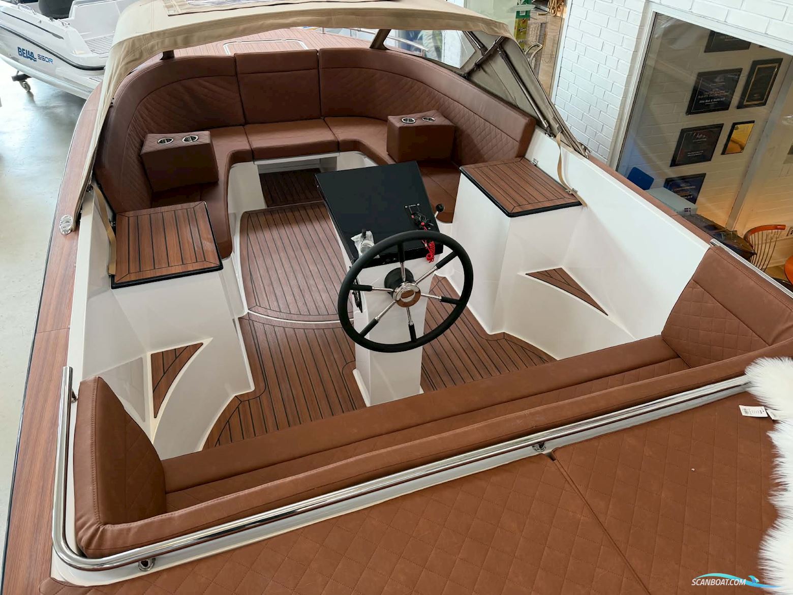Maxima Maxima 730