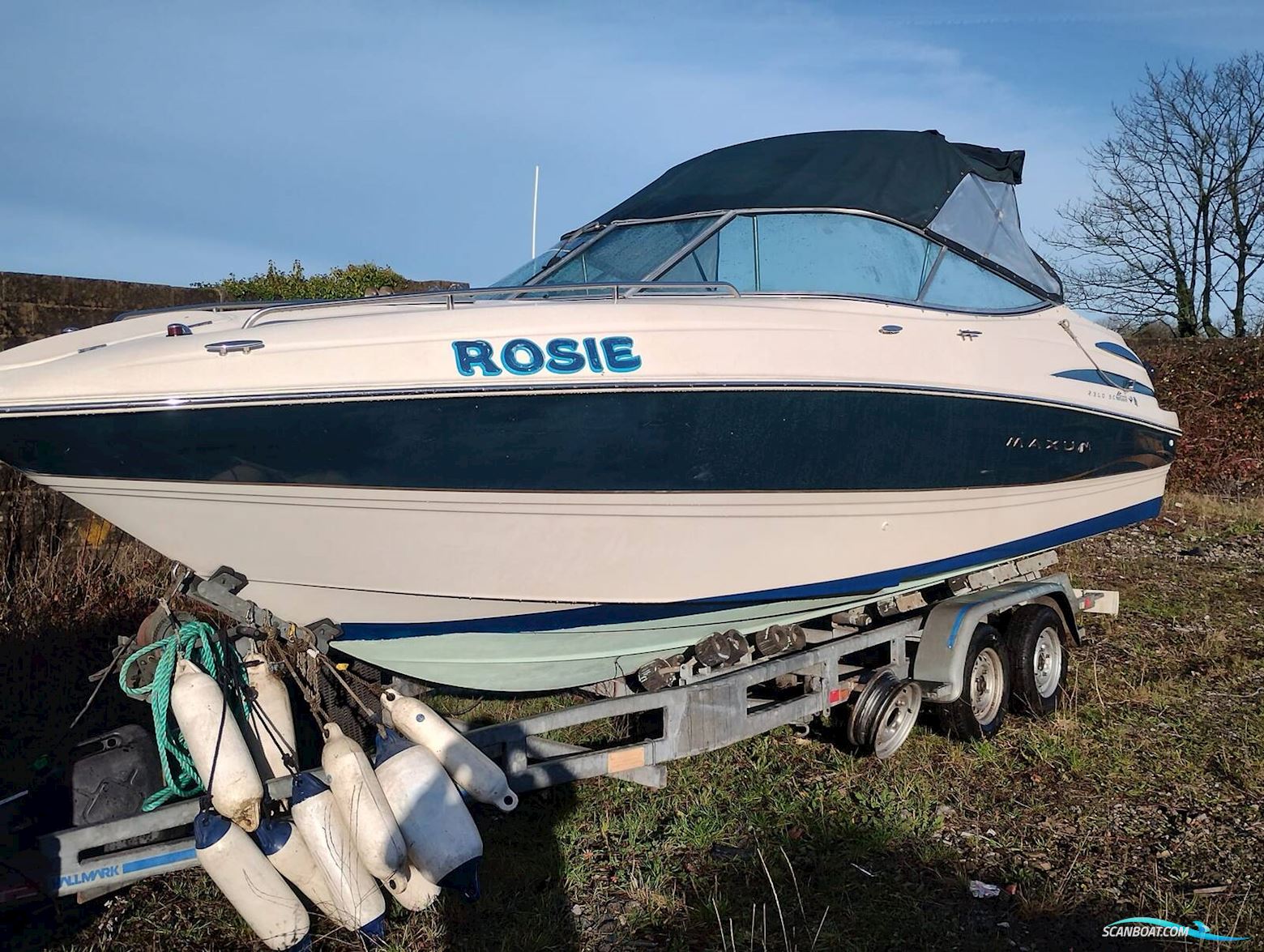 Maxum 2300 SC Motorboat 2002, with Mercruiser 5.0L Mpi engine, United Kingdom