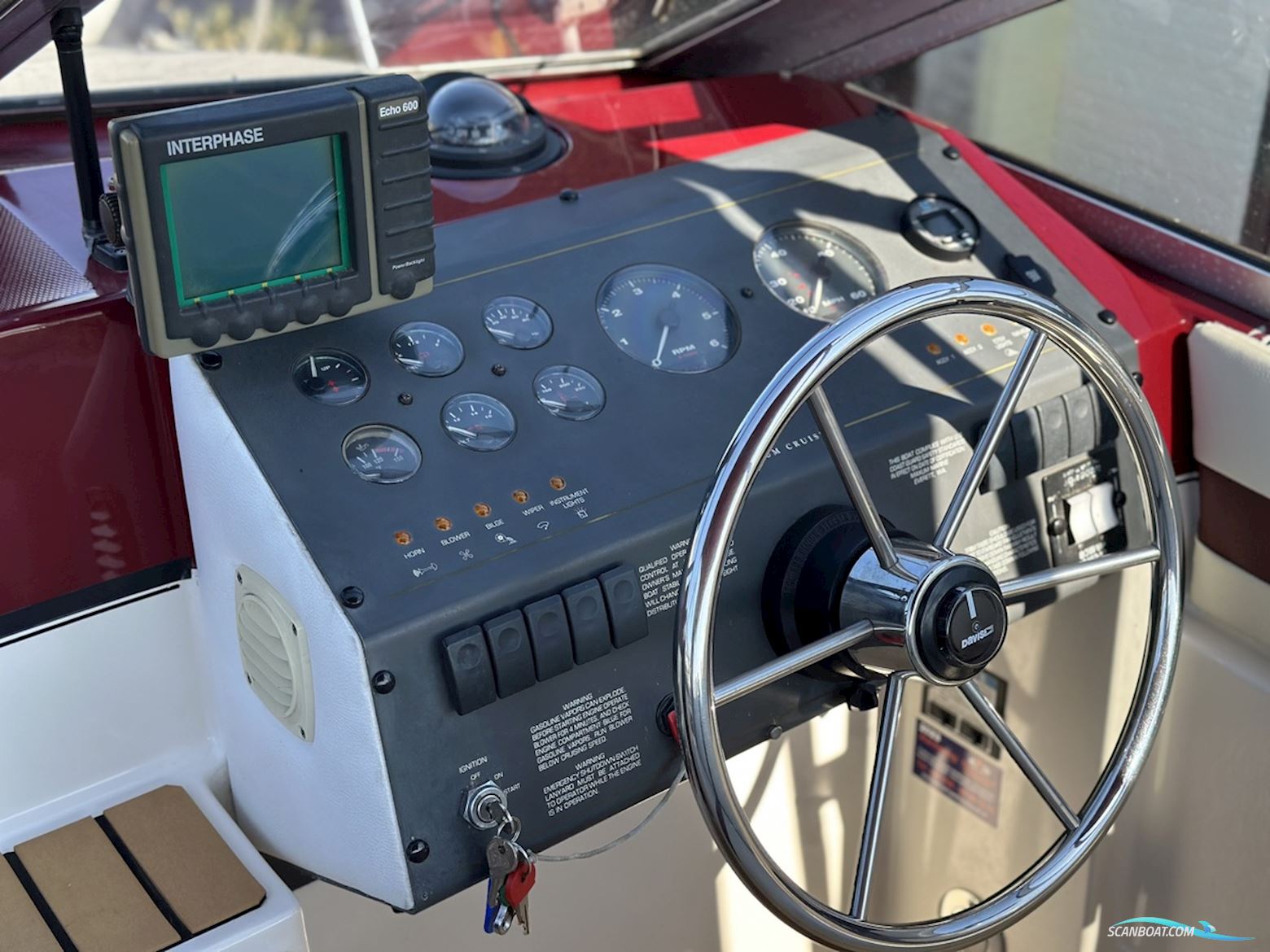 Maxum 2300