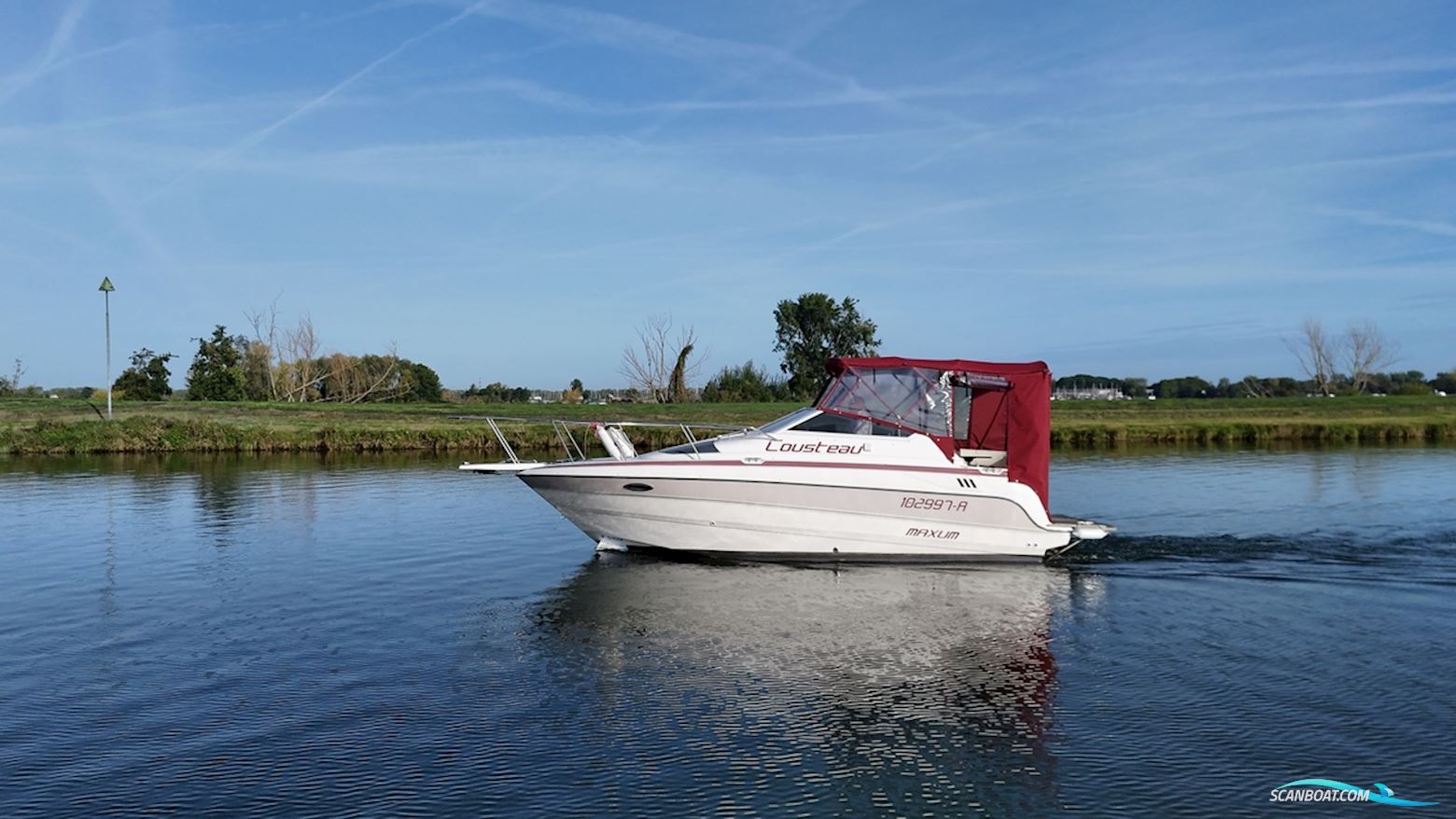 Maxum 2300