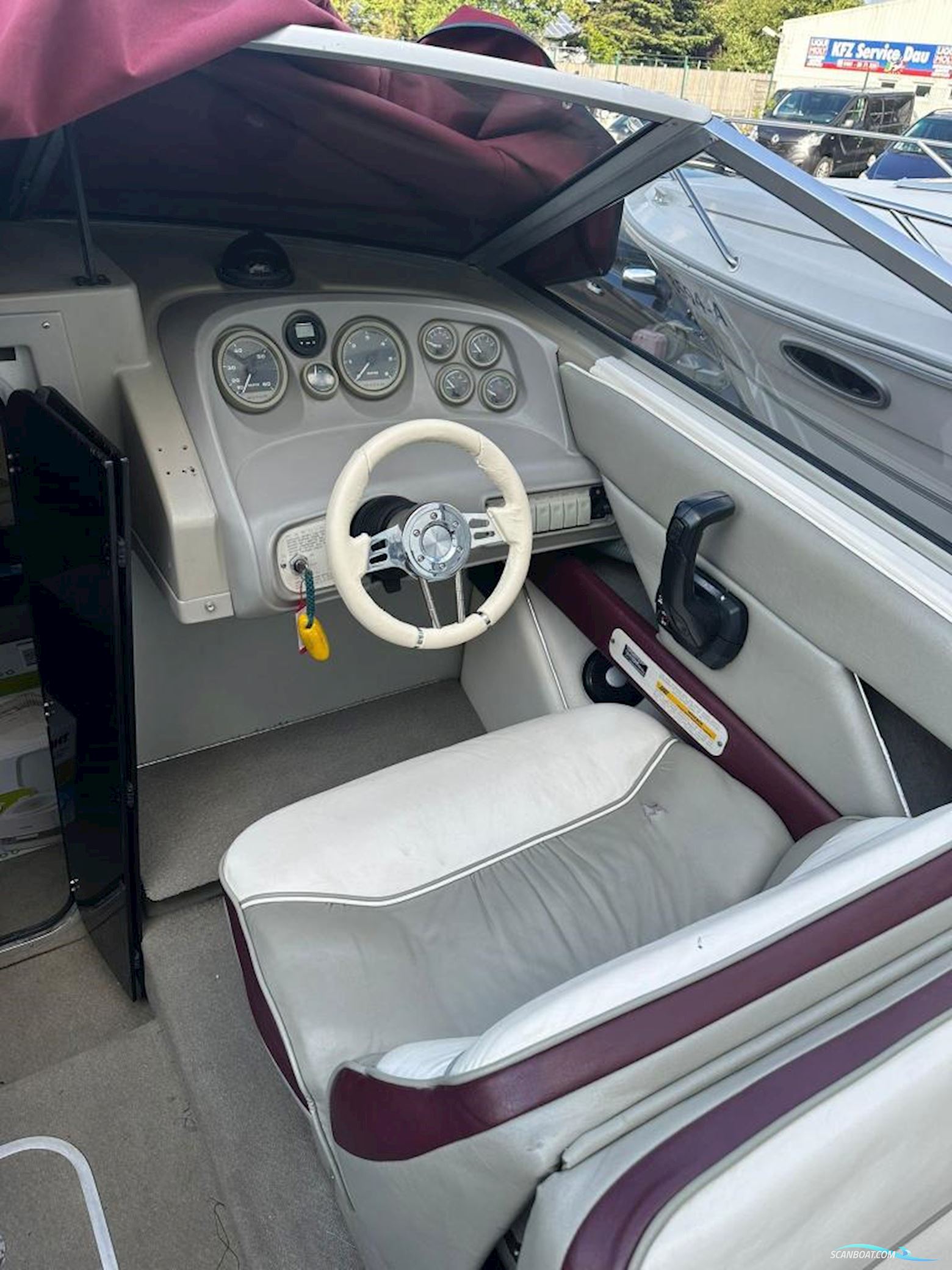 Maxum 2300SC