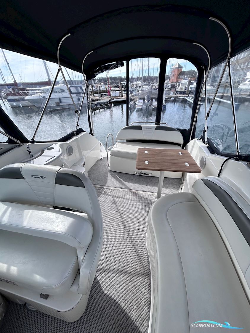 Maxum 2600SE