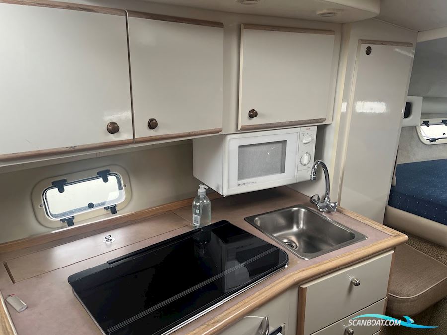 Maxum 2800 Scr