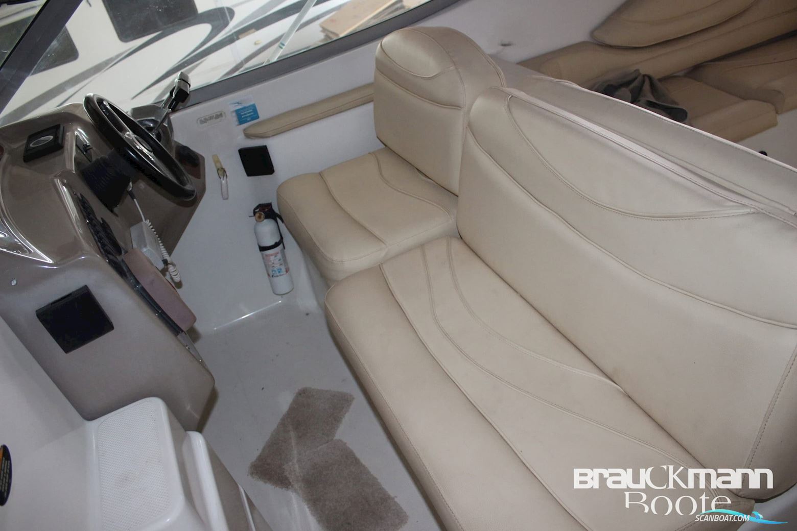 Maxum 3300 SCR