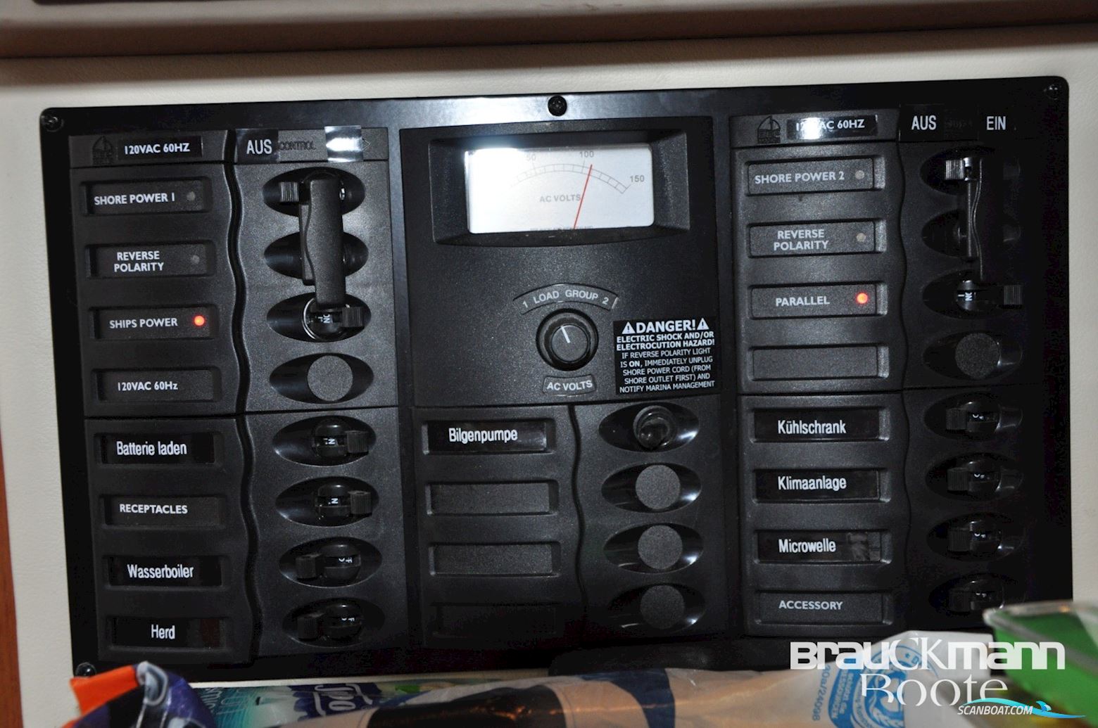 Maxum 3300 SE
