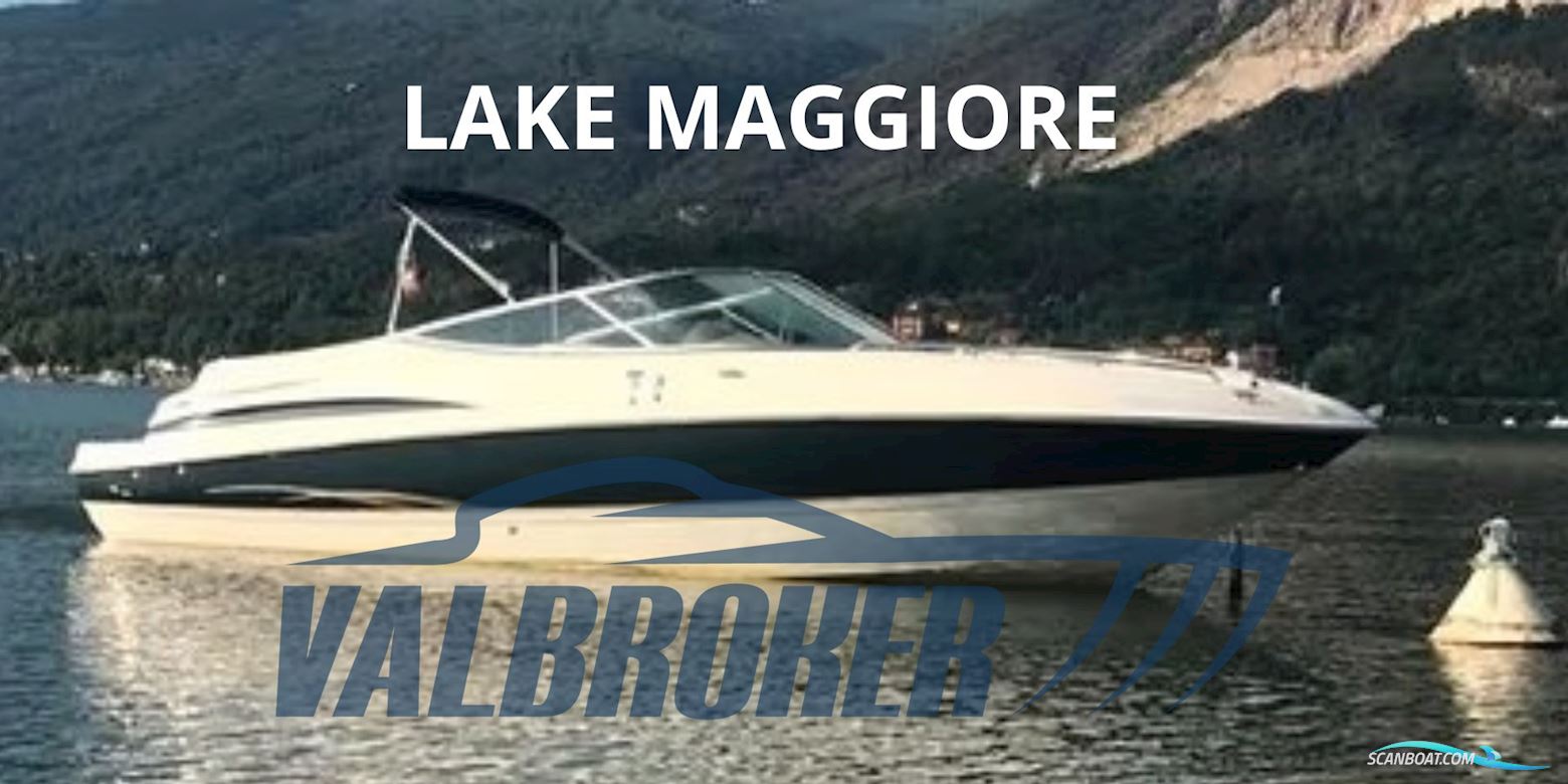 Maxum Marine 2300 SC Motorboat 2000, with Mercruiser 350 Mag engine, Italy