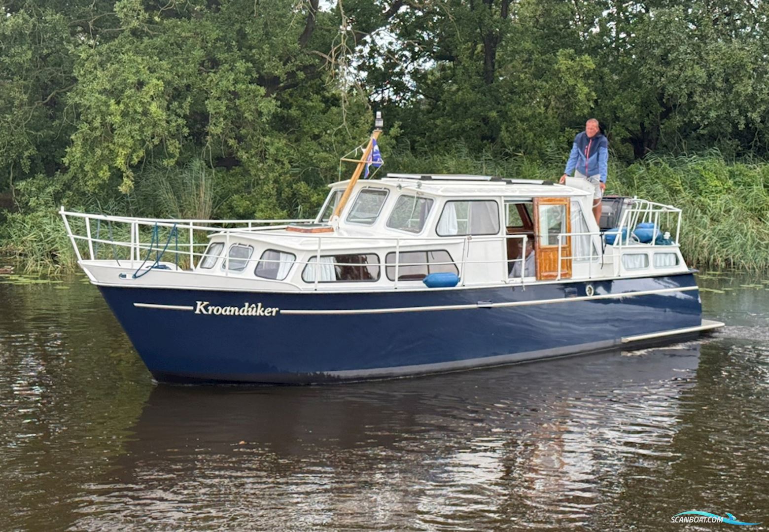 Meeuw kruiser GSAK Motorboat 1980, with Mercedes engine, The Netherlands