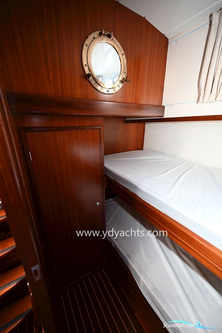 MENORQUIN 120 Trawler