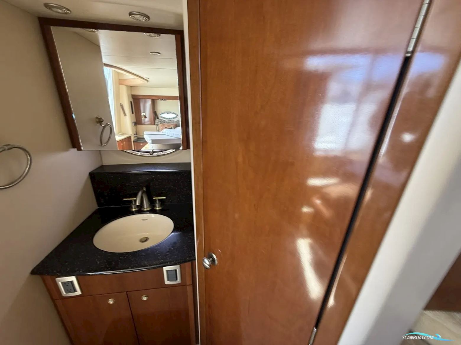 Meridian 459 Motor Yacht