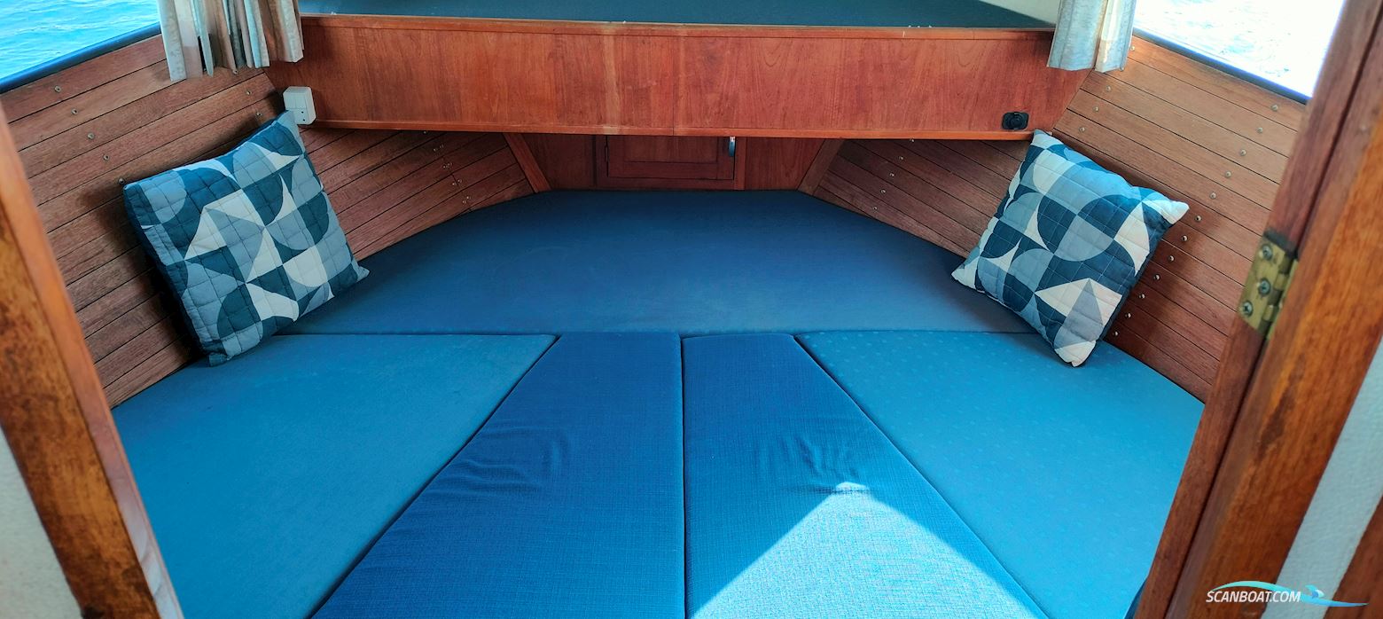 Merivene 1210 Fishmaster Targa