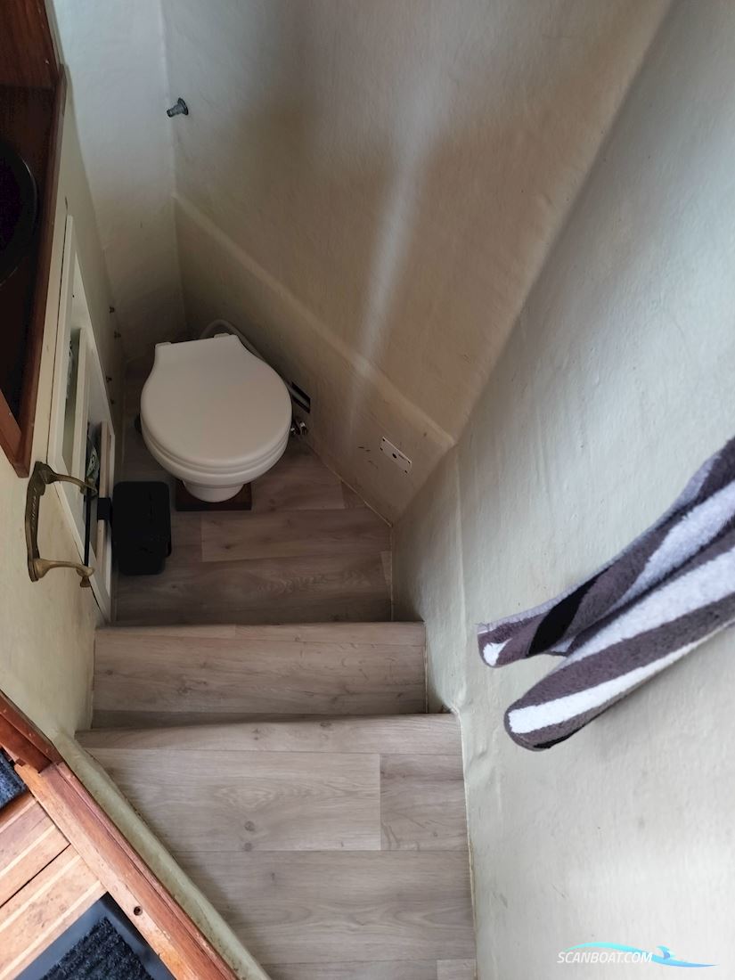 Merivene 1210 Fishmaster Targa