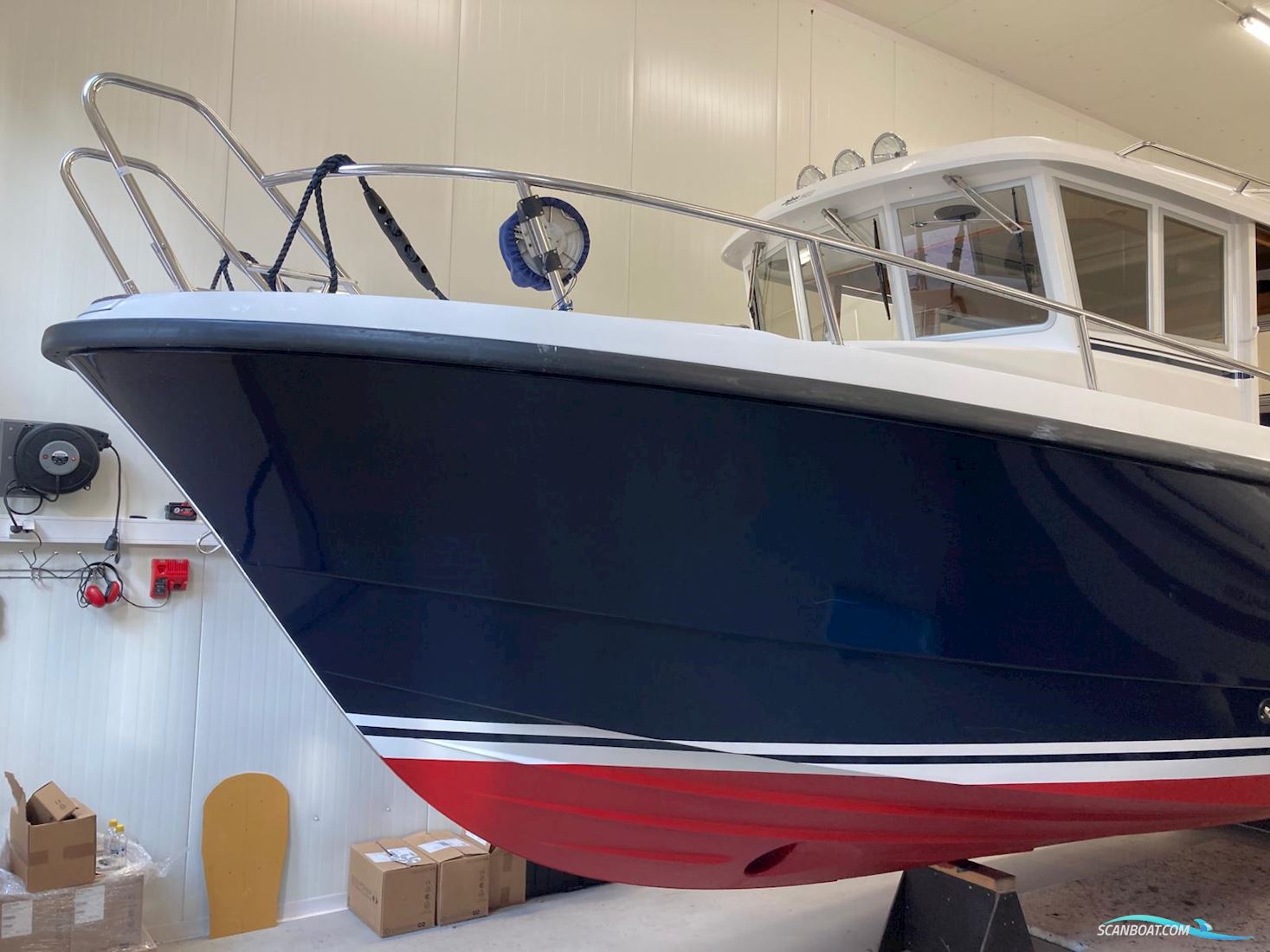 Minor 28 Offshore Motorboat 2012, with Volvo Penta D4-300 engine, Finland