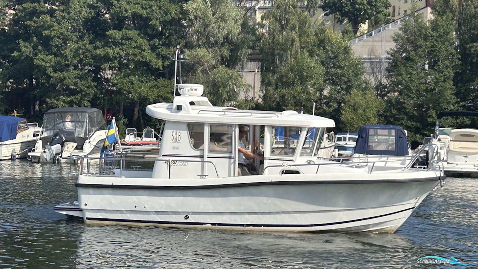 Minor Offshore 25