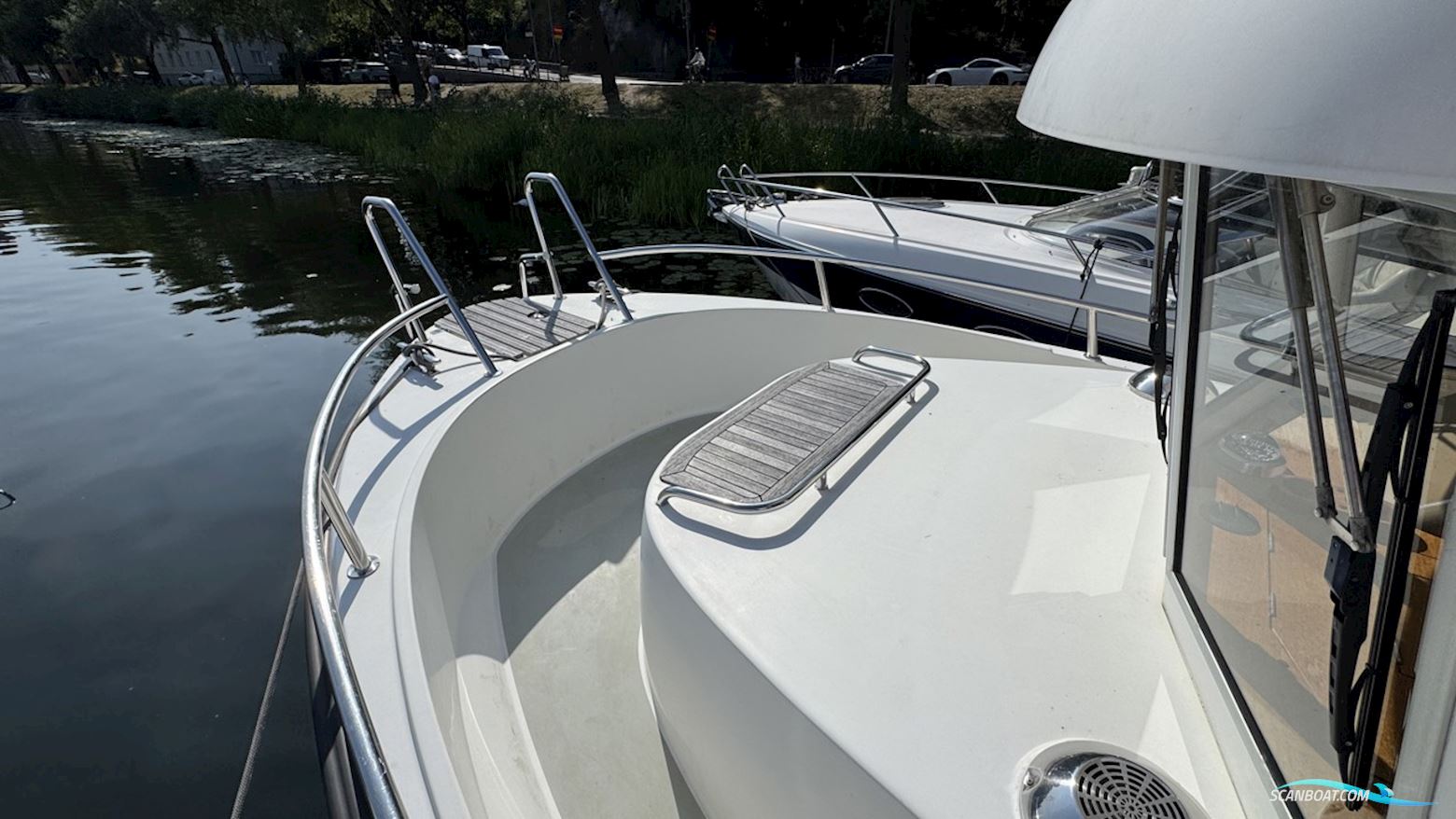 Minor Offshore 25